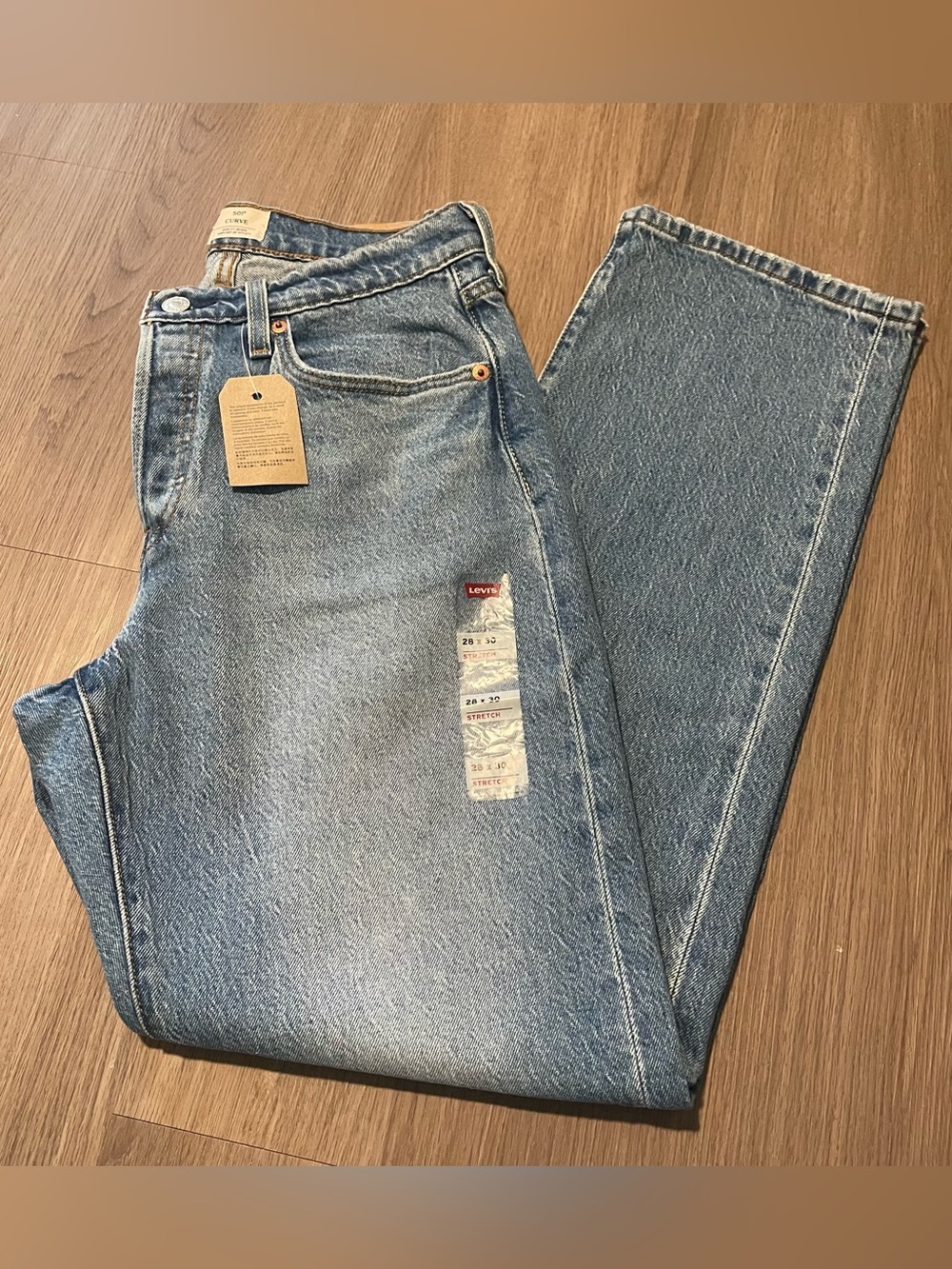 NWT Women’s Levi’s 501 Curve Jeans Size 28x30